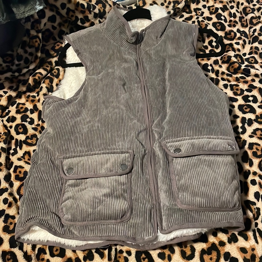 Reversible corduroy and Sherpa vest